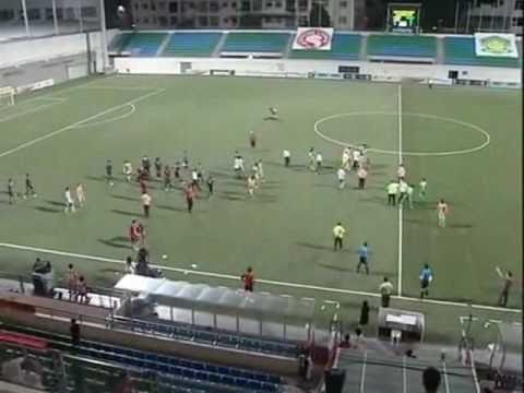 【動画】 シンガポールサッカー２軍、 試合中に大乱闘