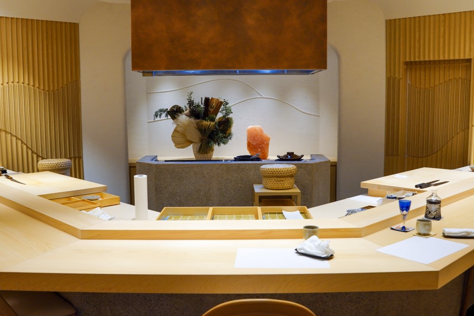 SUSHI MASAAAKI counter tables